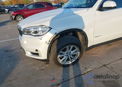 2015 BMW X5 xDrive35I z USA, uszkodzony, nr VIN 5UXKR0C54F0K68191